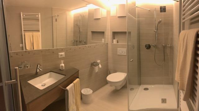 Hotel Goldener Adler Curon Venosta Eksteriør billede